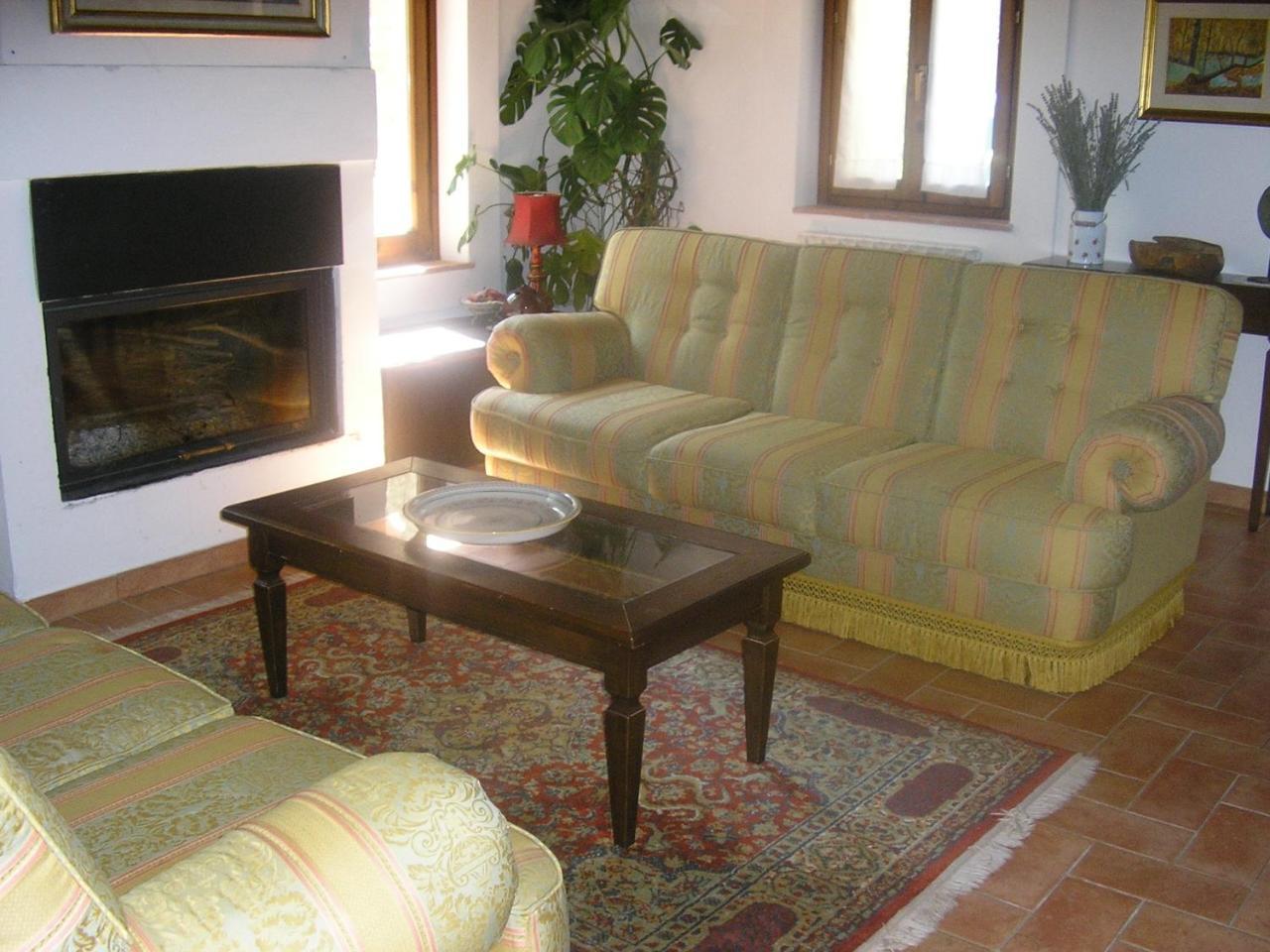 פרוג'ה Locanda Delle Noci מראה חיצוני תמונה